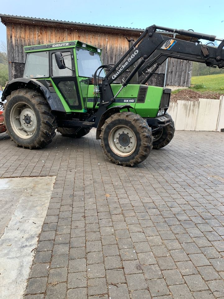 Traktor Deutz DX110 in Zimmern unter der Burg