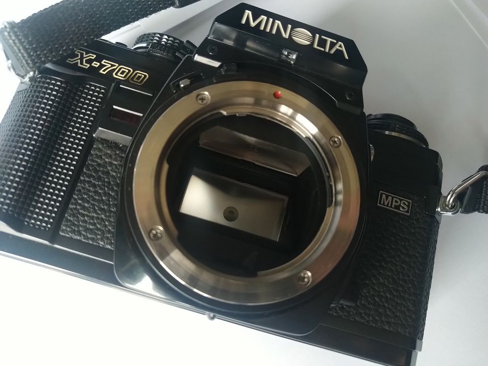 Minolta Spiegelreflex Kamera X-700 + MD 50 mm original Objektiv in Kempten