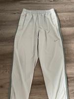 Nike Dri-Fit Trainingshose L in Grau Niedersachsen - Garbsen Vorschau