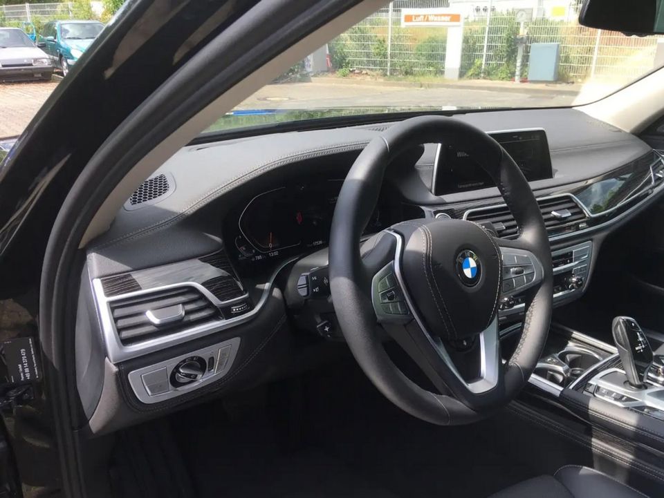 BMW 740d xDrive in Meiningen