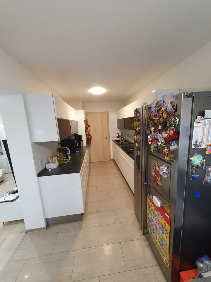 Wohnung mit 3 Zimmern sowie Balkon,Einbauküche und Garage in Pforzheim