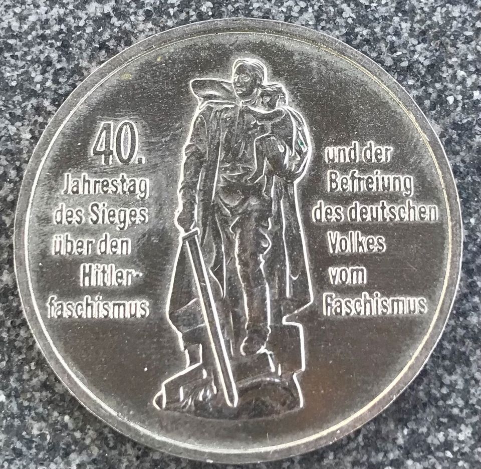 DDR Münze 10 Mark 1985 in Erfurt