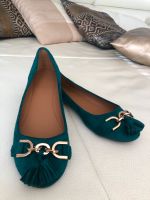 Sehr schöne LALA bequeme Ballerinas Gr. 38 Tannegrün NEU Bayern - Poing Vorschau