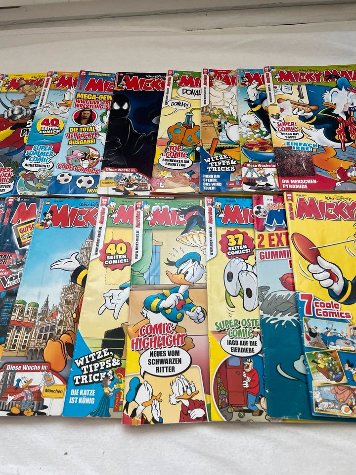 Lustige Taschenbücher ,Mickey Maus Comics in Hamburg