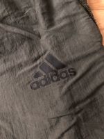 Adidas Trainingshose Gr. S (M) Musterverkauf sehr guter Zustand Wuppertal - Cronenberg Vorschau