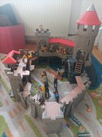 Playmobil Ritterburg plus Zubehör Hessen - Zierenberg Vorschau