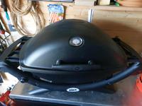 Weber Gasgrill Q2200 mit Ständer Niedersachsen - Lauenhagen Vorschau