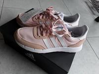Adidas Sneaker Run 60s Größe 42 2/3 Nordrhein-Westfalen - Iserlohn Vorschau