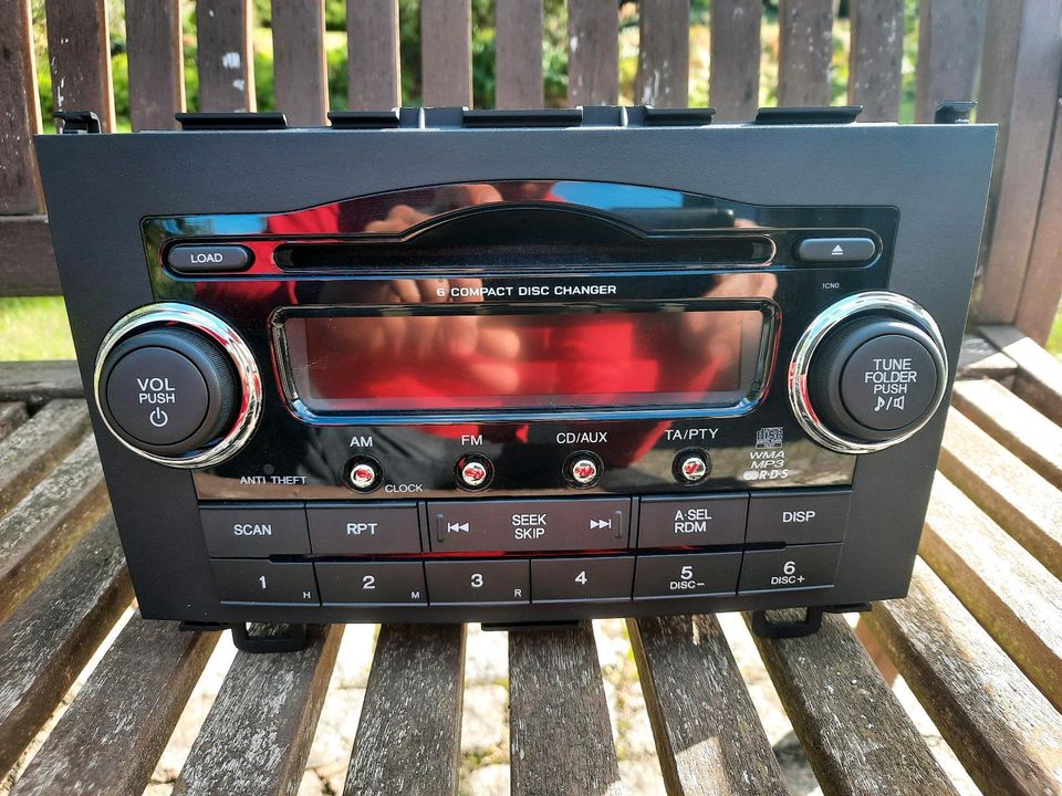 Honda CRV CR-V Radio - 6 Fach CD in Bersteland