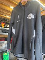 Nike Lakersjacke Gr M Hessen - Wetzlar Vorschau