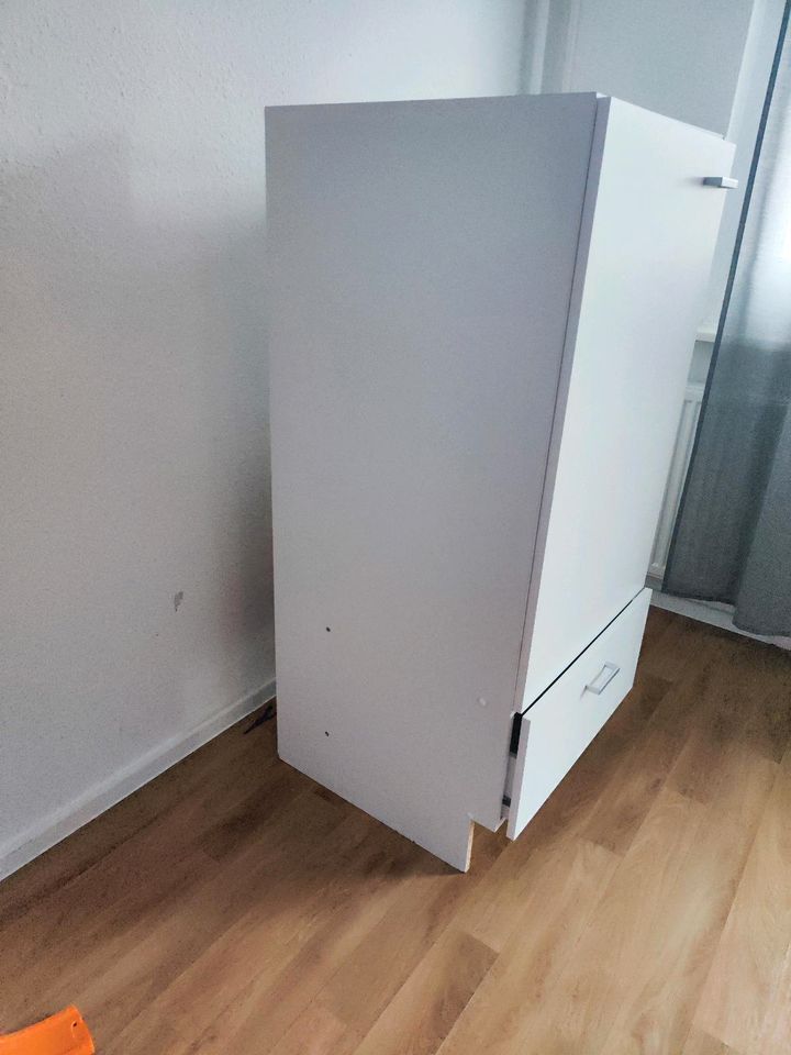 Schrank für Kühlschrank in Leipzig
