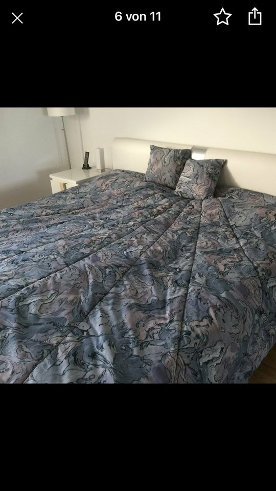 Große Tagesdecke grau rosa für das Bett 180 x 200 cm in Leverkusen