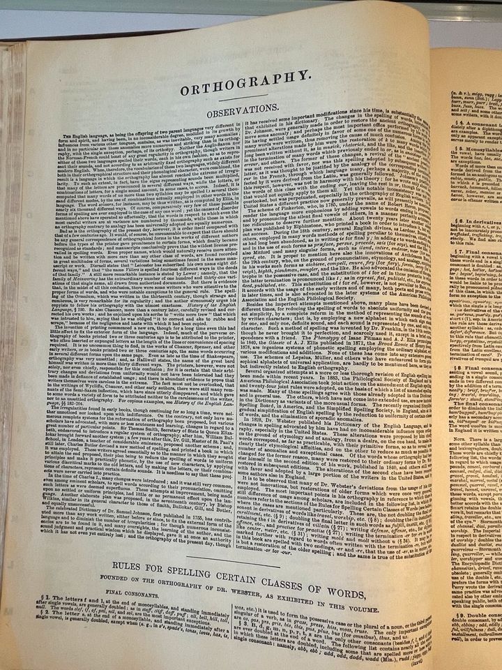 English Dictionary, Antik, Histor. Wörterbuch, Antiquarisch, Deko in Herzberg am Harz