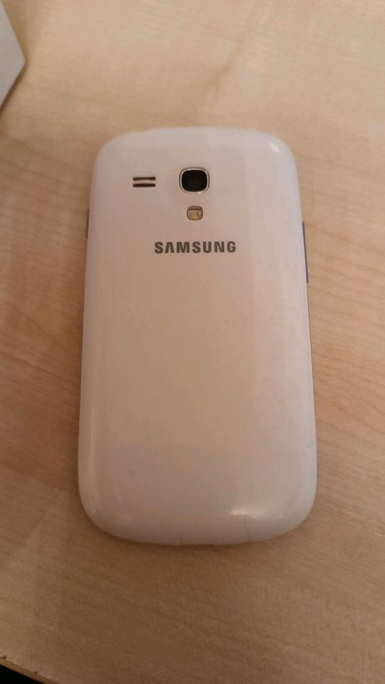 Tausche Samsung Galaxy S III Mini defekt? in Wettringen