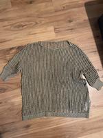 Schicker Pulli gelocht in Beige/Gold gr.L Hessen - Neu-Isenburg Vorschau