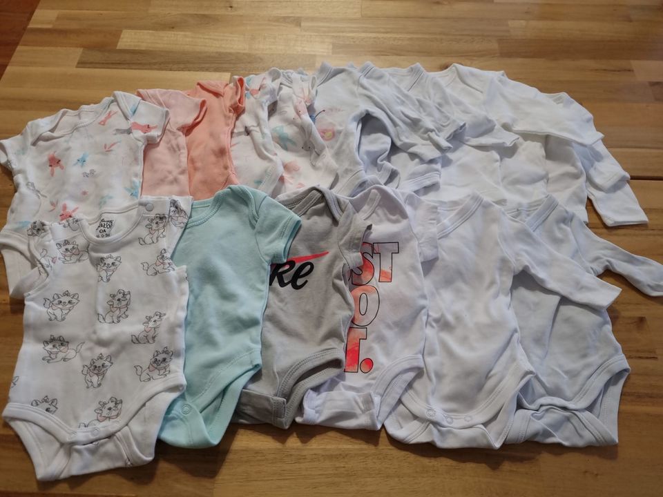 Baby Kleiderpaket Größe 50, 56 und 62 in Kaiserslautern
