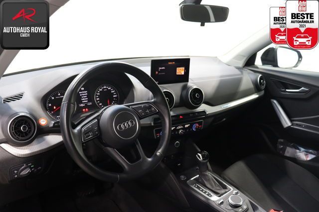 Audi Q2 2.0 TDI SCHECKHEFT,KEYLESS,AHK,TEMPOMAT,LED in Berlin