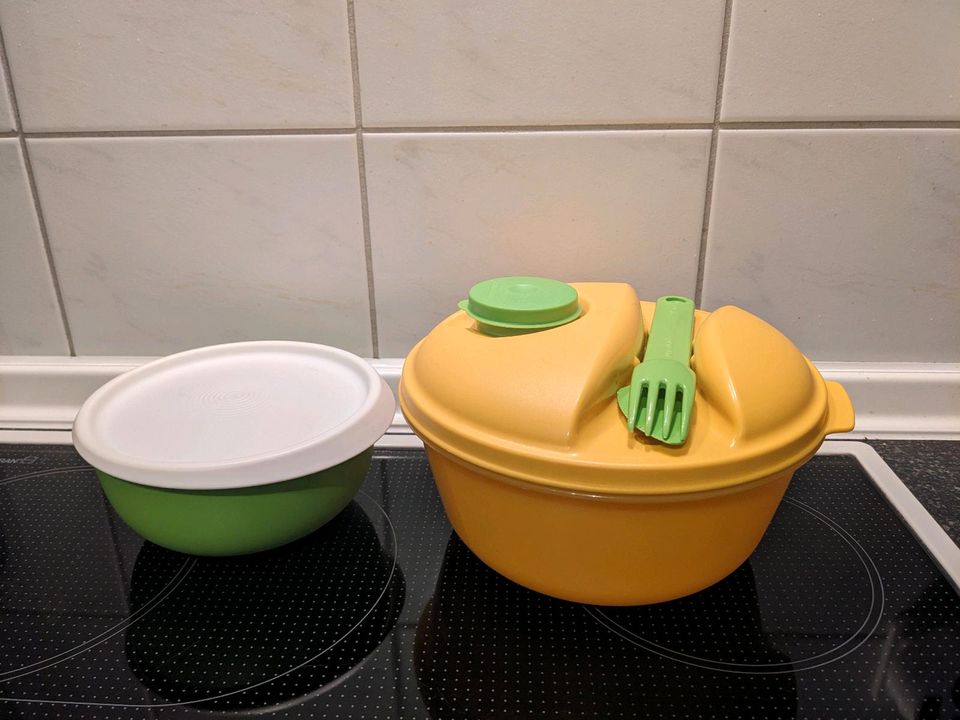 Tupperware Salat & Go 1,5L / Schüssel Ergonomica 550ml in Oestrich-Winkel