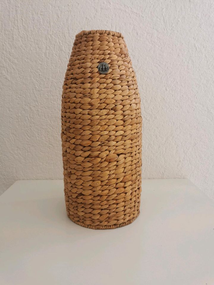 Deko Vase aus Korb in Ubstadt-Weiher