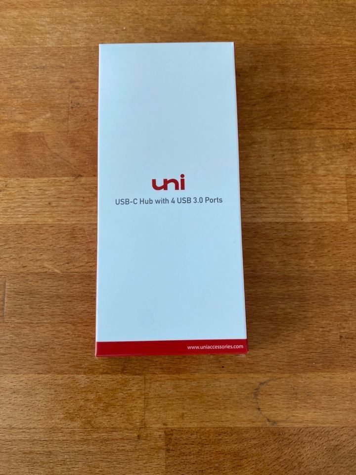 USB C Hub mit 4 USB 3.0 Ports von Uni - neu und original verpackt in Schwalbach a. Taunus