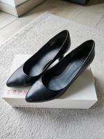 Klassischer Pumps von Esprit Niedersachsen - Zetel Vorschau