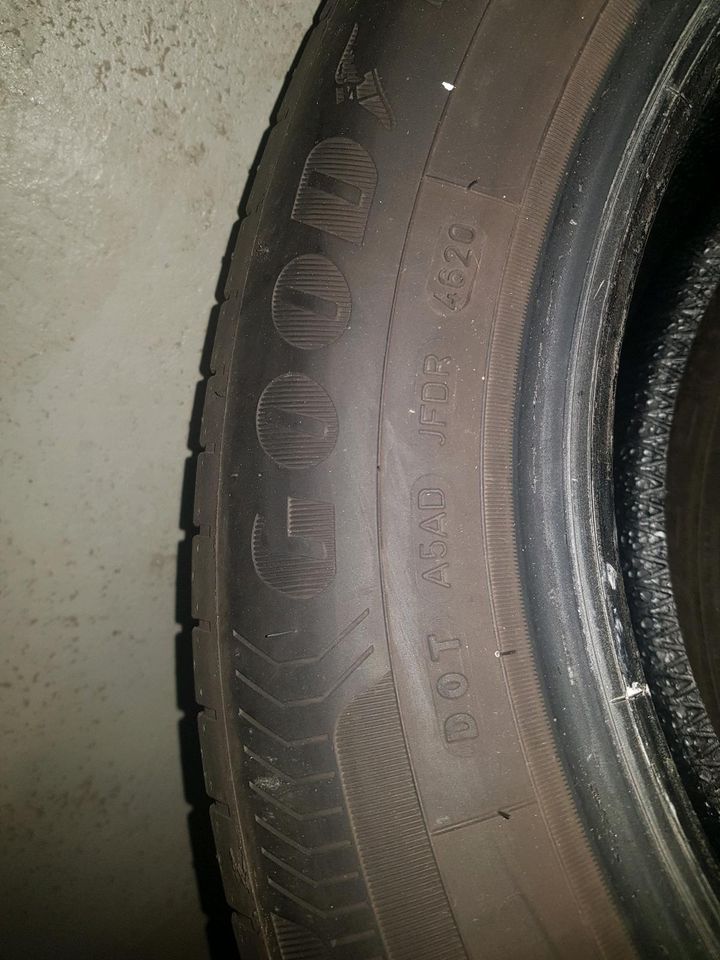 Goodyear Efficient Grip Performance 185/65R15 88H in Duisburg