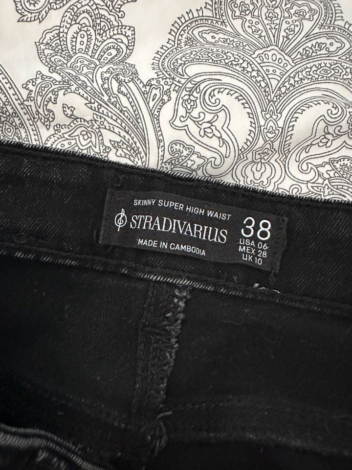 Stradivarius Jeans in Hamburg