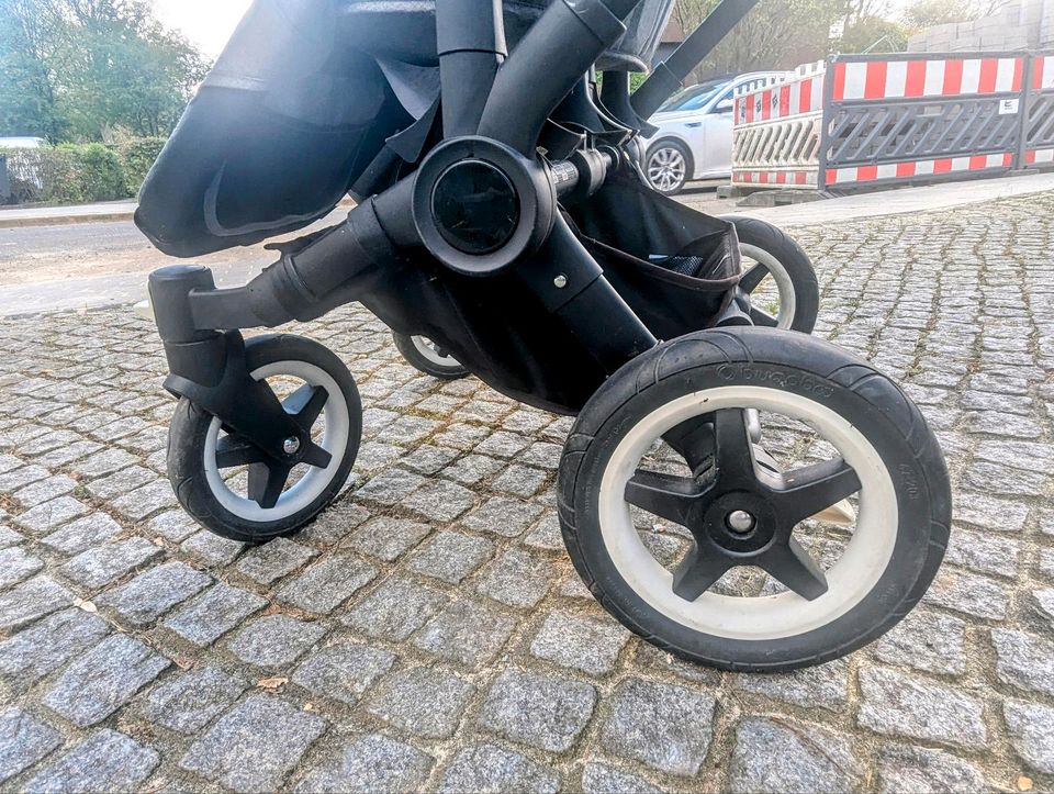 Bugaboo Donkey Duo Kinderwagen in Hamburg