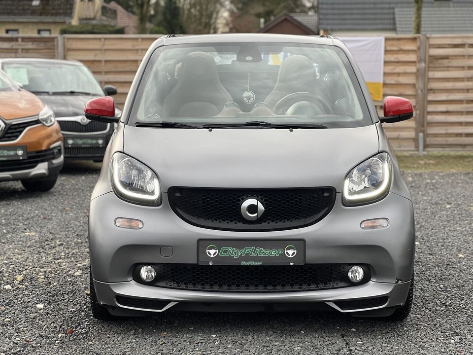 Smart ForTwo Brabus/TailorMade/Navi/Rückfahrcam/TüvNeu in Rellingen