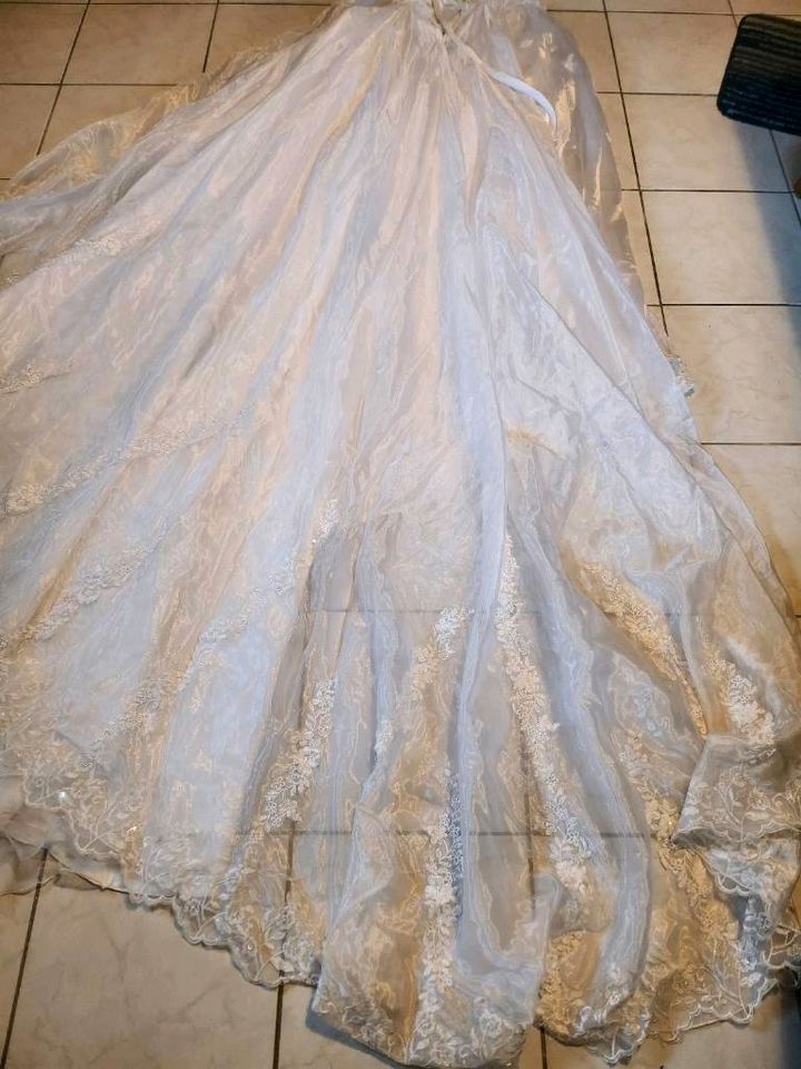 Brautkleid 36/38 in Bad Rappenau