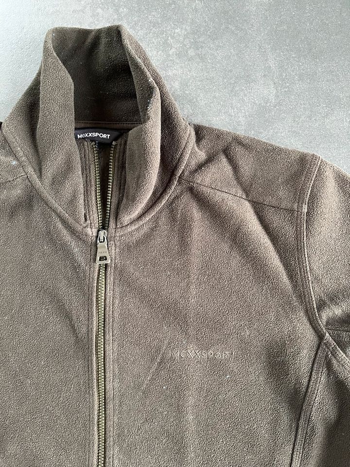 MEXX Sport grüne Fleecejacke Gr. M in Tönisvorst