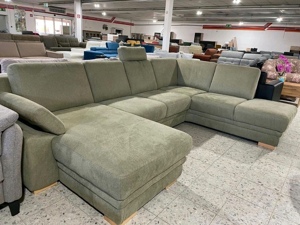 Wohnlandschaft Lagerverkauf XXL Sofa Polstermöbel Polstergarnitur in Beelen