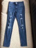 Jeans mit Löchern / used look Gr. 38 H&M -Top- Leipzig - Gohlis-Nord Vorschau
