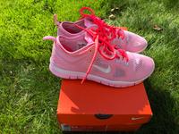 Nike WMNS Free 5.0 TR Fit 4 Breath Gr. 40 Trainingsschuhe Bayern - Hunderdorf Vorschau