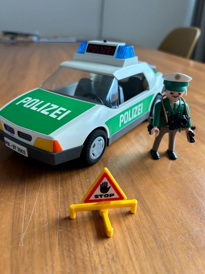 Playmobil Polizei Auto und Zubehör in Würselen