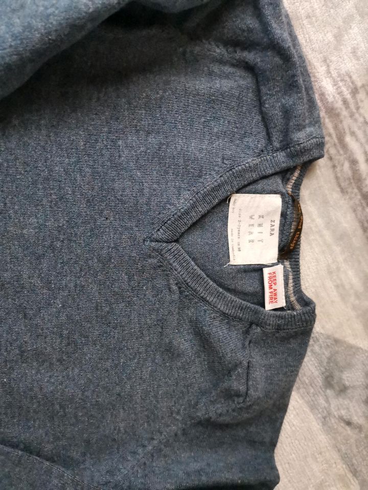 Schicker dünner Strickpullover von Zara in Bischofsheim