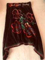 Desigual Rock Zipfelrock schwarz mit Blumen handmade 40 L Brandenburg - Groß Kreutz Vorschau