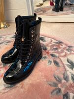 Högl Schnürstiefel Lackschwarz Gr.36 Friedrichshain-Kreuzberg - Friedrichshain Vorschau