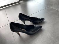 Buffalo Leder Pumps Gr. 37 Nordrhein-Westfalen - Troisdorf Vorschau