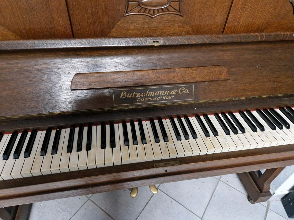 Klavier Hutzelmann&Co in Bayreuth
