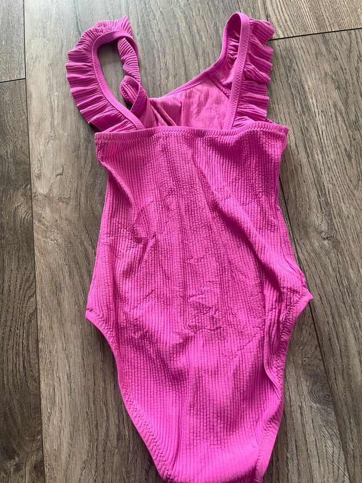 Badeanzug + 1 Bikini Mädchen Gr.110/116 w.Neu in Essen