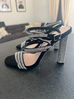 Schwarze High Heels mit Funkelnden Strasssteinen Gröpelingen - Oslebshausen Vorschau