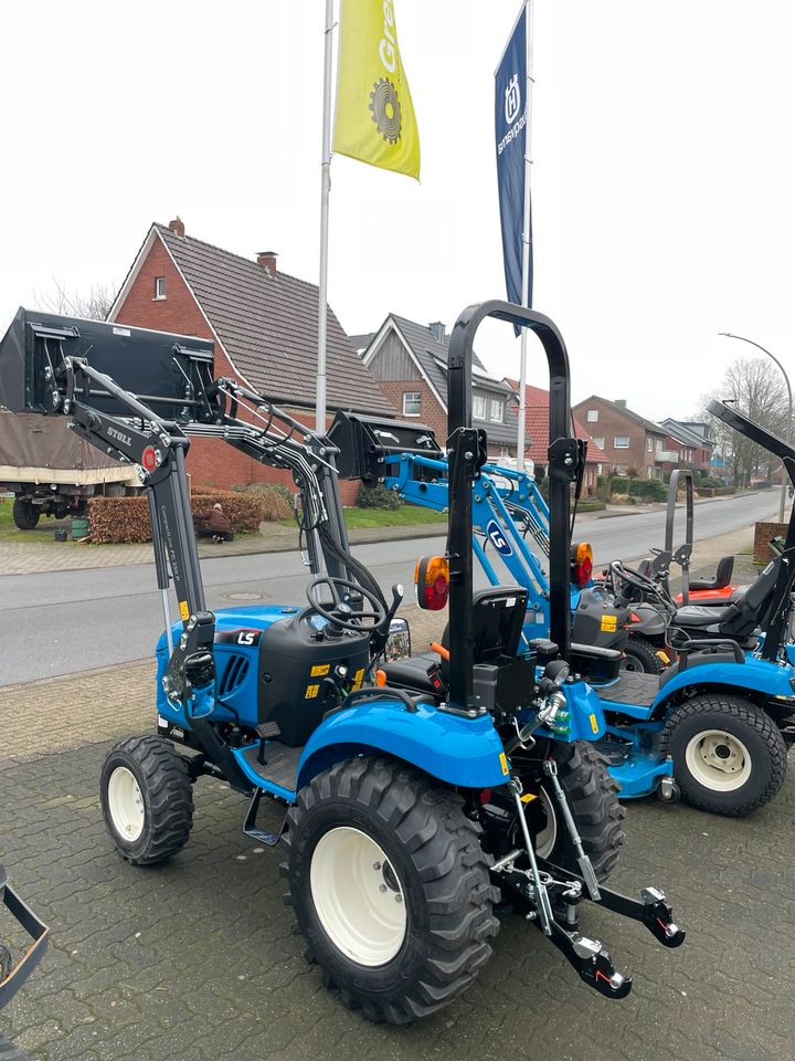 Traktor Kleintraktor LS XJ25 wie New Holland kein Kubota in Gescher