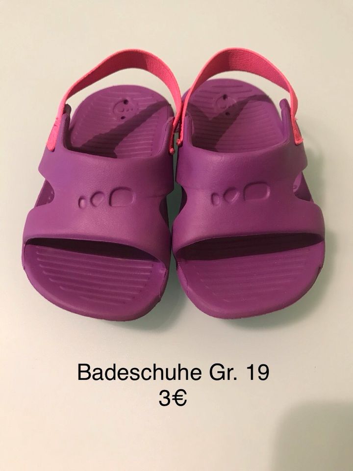 Badeschuhe Gr. 19 in Kronweiler