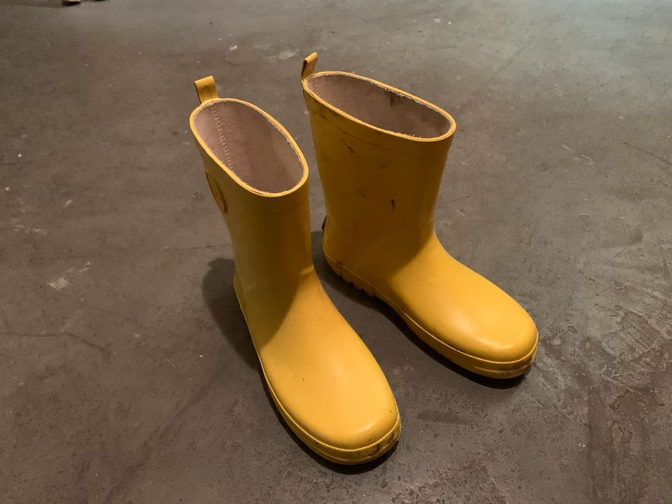 Gummistiefel für größere Kinder oder auch für Damen in Stadtbergen