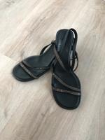 Sandalen / Sandaletten schwarz gold von Remonte, Größe 8 Niedersachsen - Hambergen Vorschau