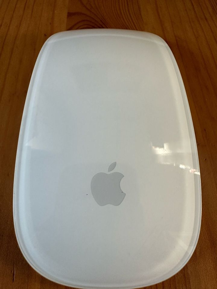 Apple Tastatur Keyboard + Apple Magic Maus in Hamburg