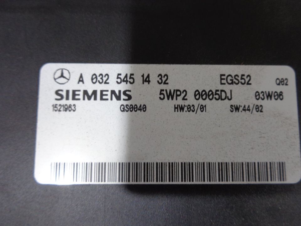 Mercedes-Benz E-Klasse W211 Getriebesteuergerät A2115451432 in Regensburg