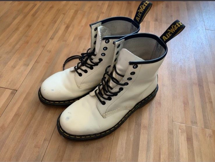 Dr Martens 42 in Weiß in Baden-Württemberg - Korntal-Münchingen | eBay  Kleinanzeigen ist jetzt Kleinanzeigen