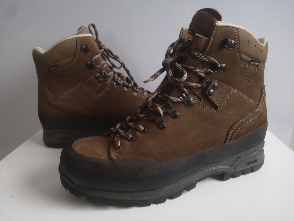 Herren Wander Schuhe Boots MEINDL Lhasa MFS GTX Gr 44,5 B/C braun in Duisburg